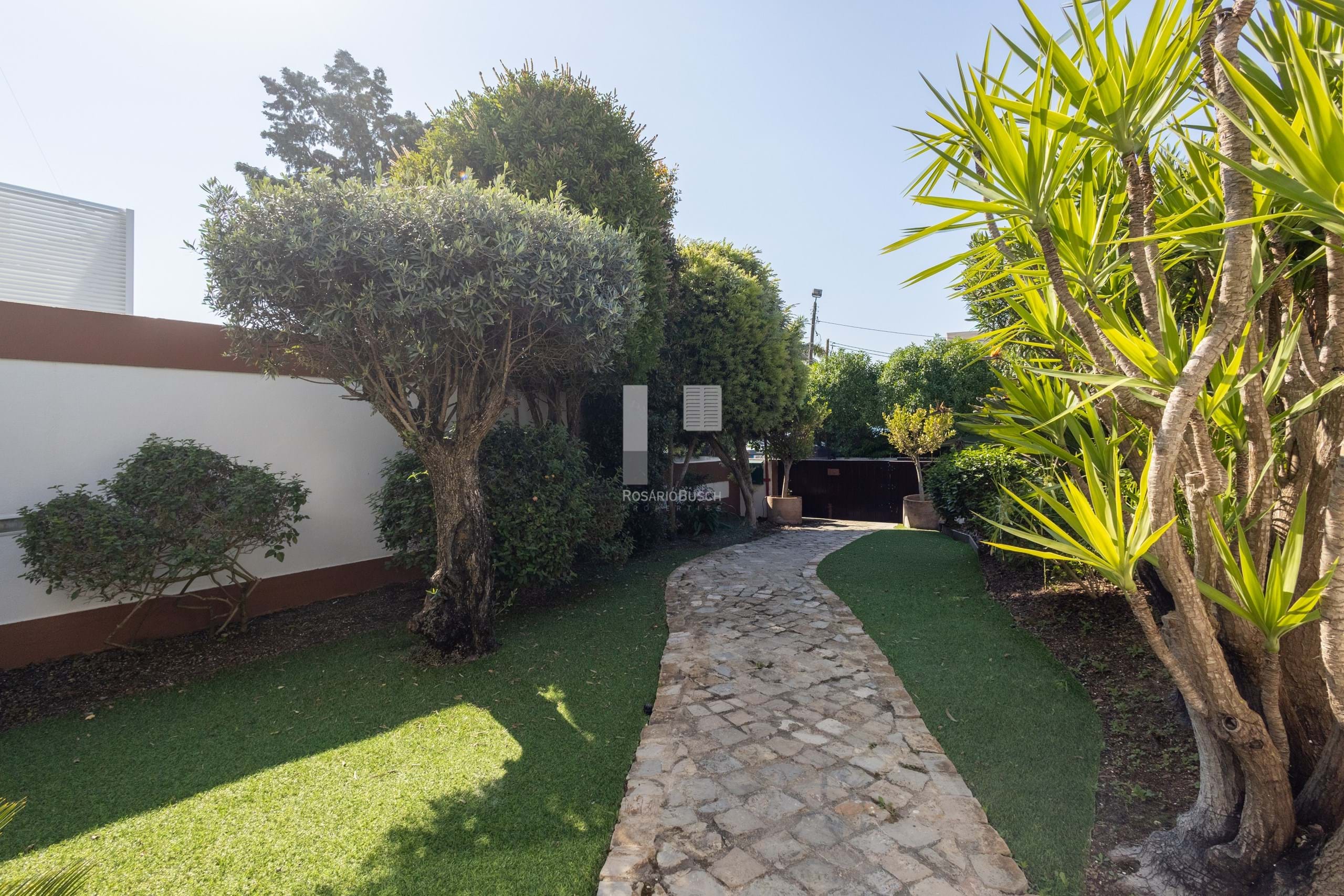 2 Bed, 2 Bath, HouseFor Sale, Loulé, Faro