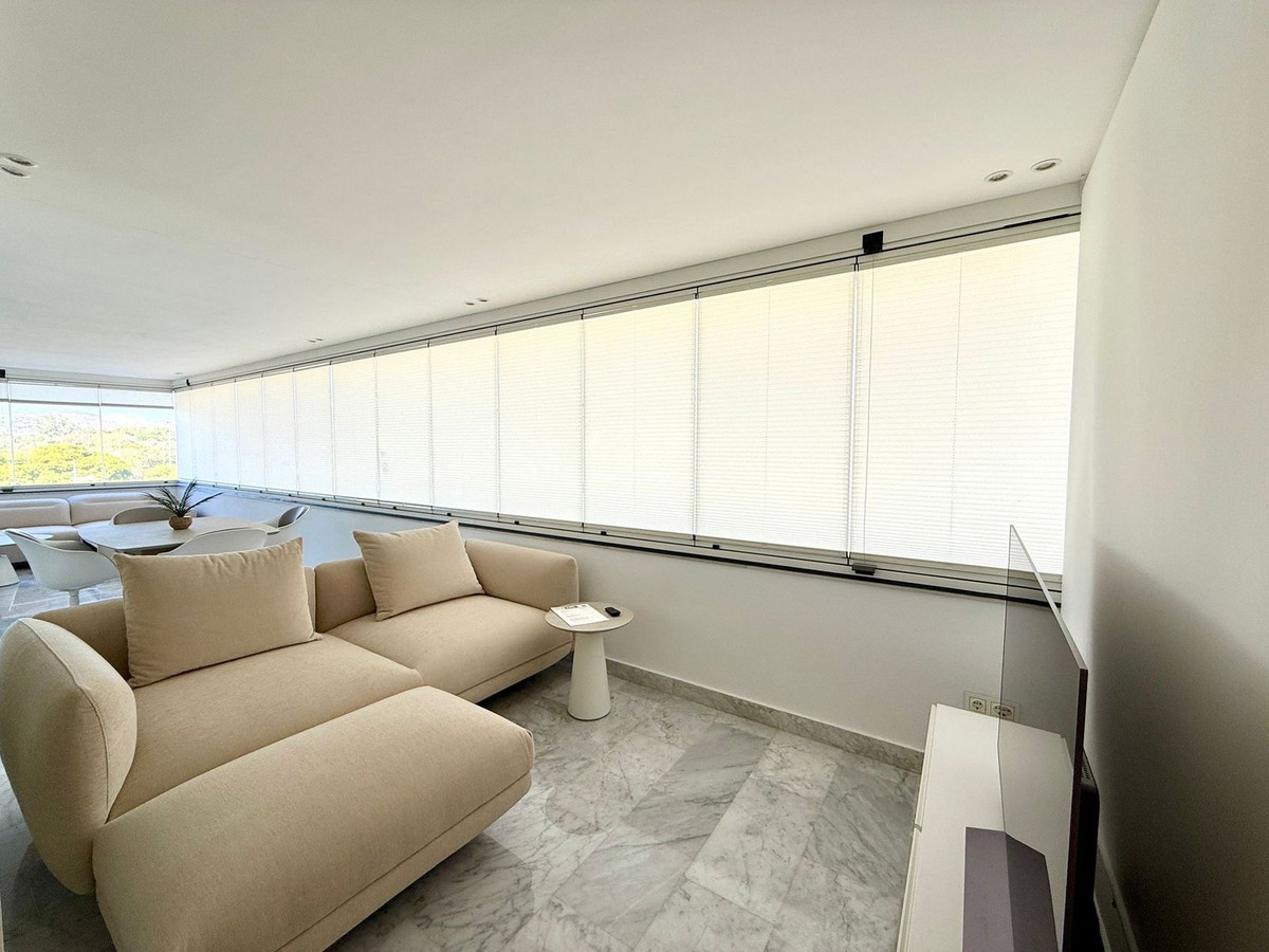 3 Bed, 3 Bath, ApartmentFor Sale, Puerto Banus, Malaga