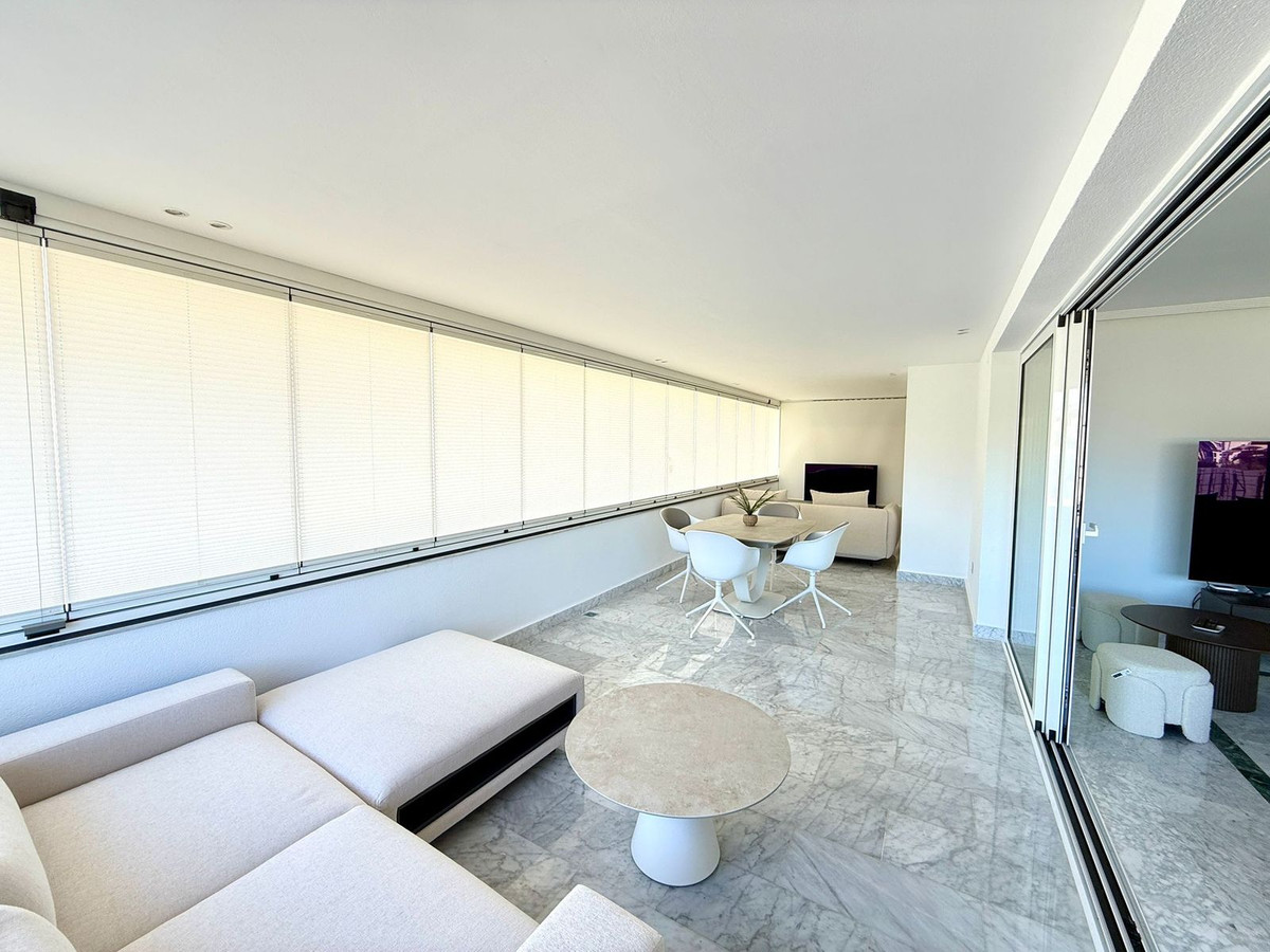 3 Bed, 3 Bath, ApartmentFor Sale, Puerto Banus, Malaga