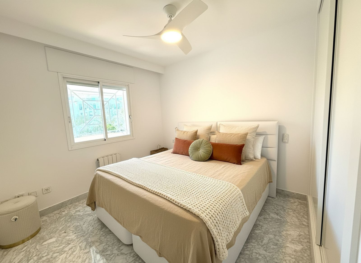 3 Bed, 3 Bath, ApartmentFor Sale, Puerto Banus, Malaga