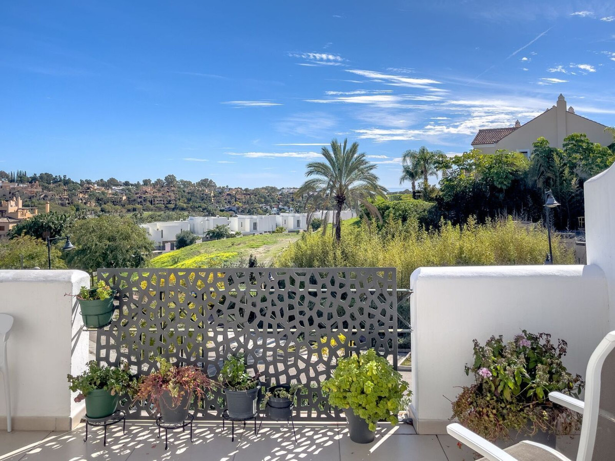 3 Bed, 3 Bath, HouseFor Sale, El Paraiso, Malaga