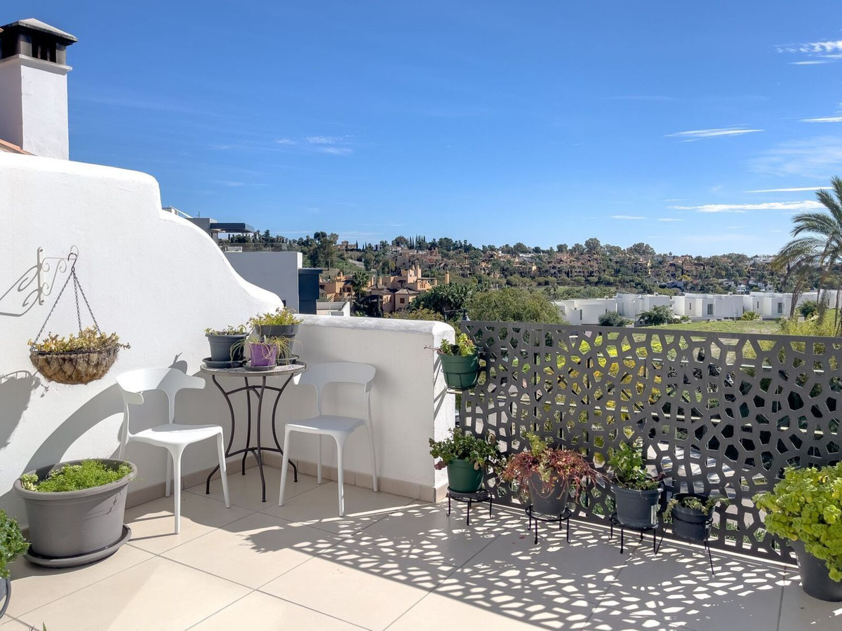 3 Bed, 3 Bath, HouseFor Sale, El Paraiso, Malaga