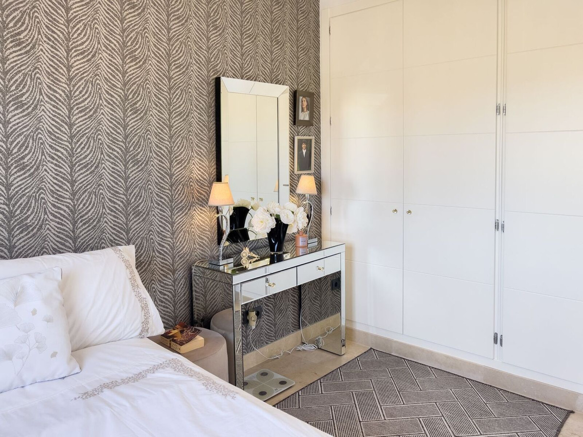 3 Bed, 3 Bath, HouseFor Sale, El Paraiso, Malaga