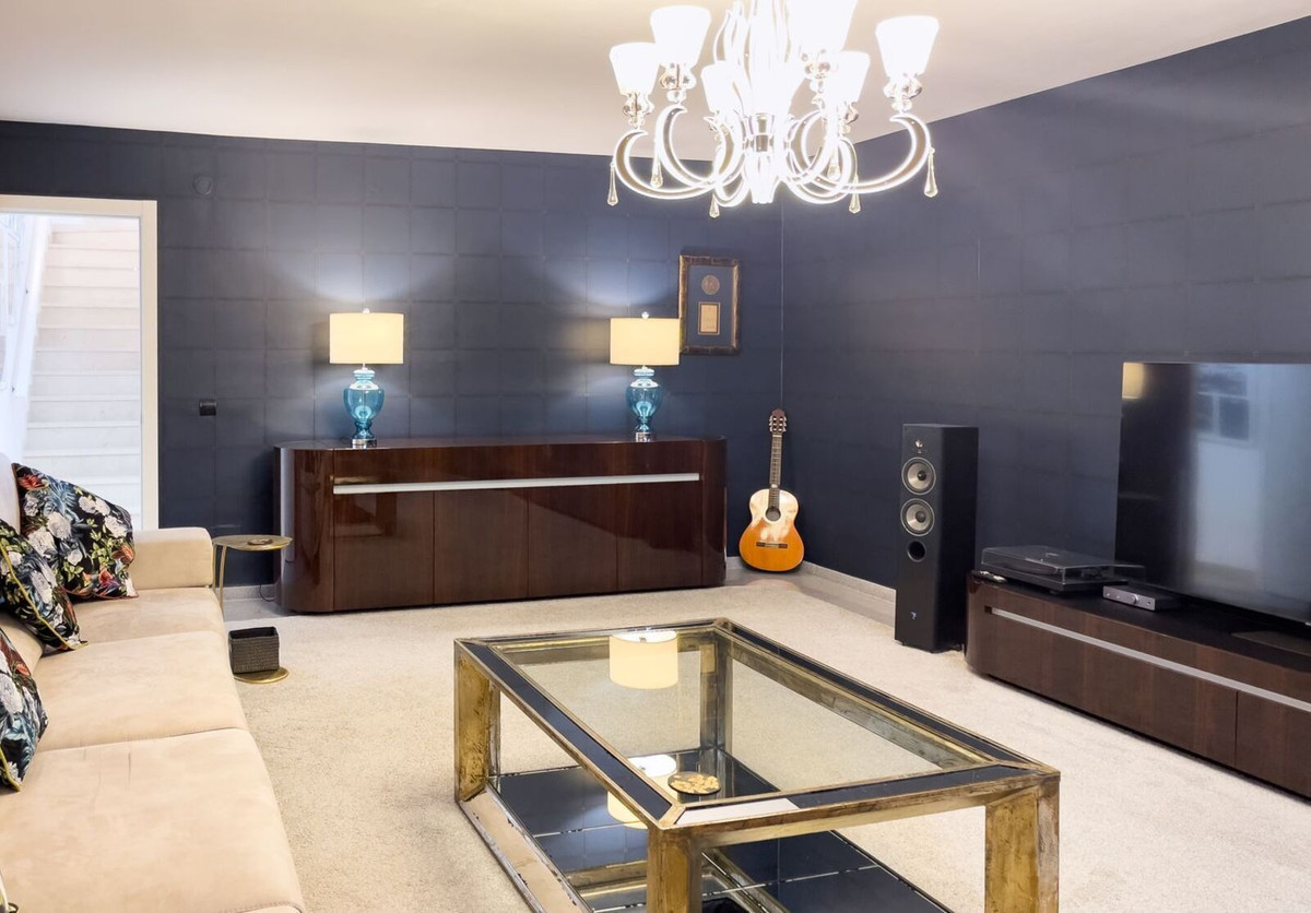 3 Bed, 3 Bath, HouseFor Sale, El Paraiso, Malaga