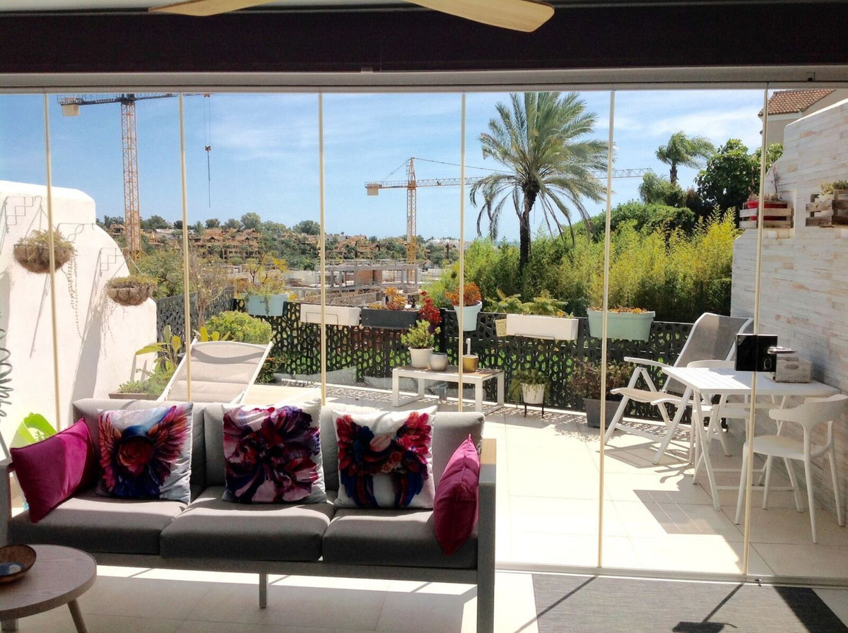 3 Bed, 3 Bath, HouseFor Sale, El Paraiso, Malaga