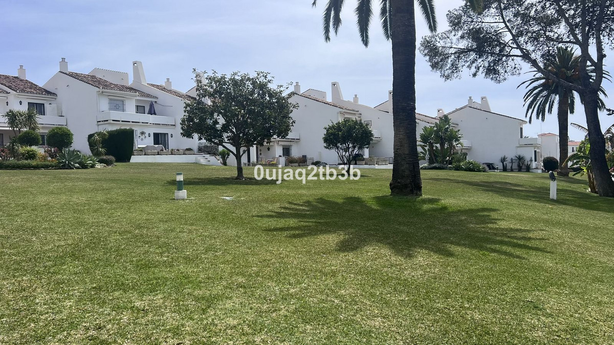 2 Bed, 2 Bath, ApartmentFor Sale, Nueva Andalucia, Malaga