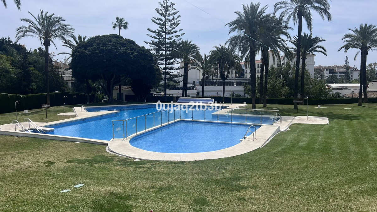 2 Bed, 2 Bath, ApartmentFor Sale, Nueva Andalucia, Malaga