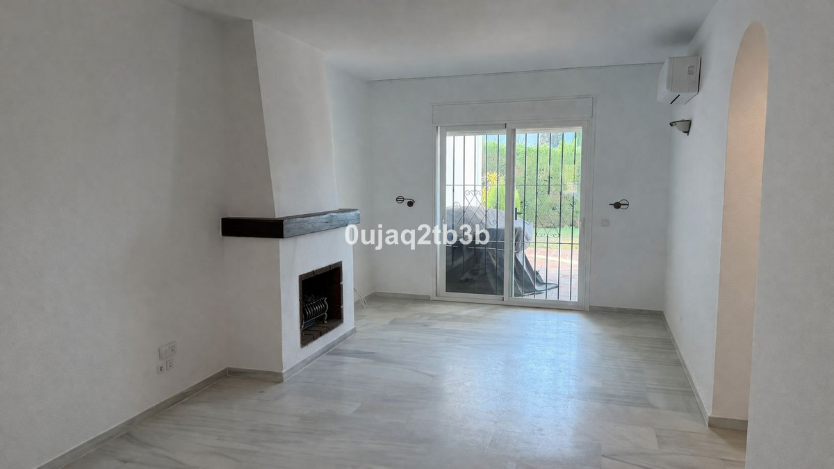 2 Bed, 2 Bath, ApartmentFor Sale, Nueva Andalucia, Malaga