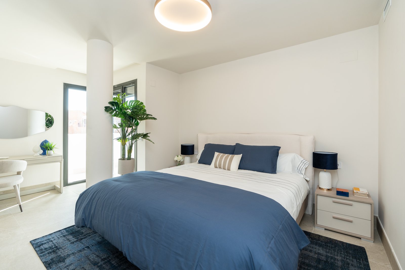 3 Bed, 2 Bath, ApartmentFor Sale, Benahavis, Malaga