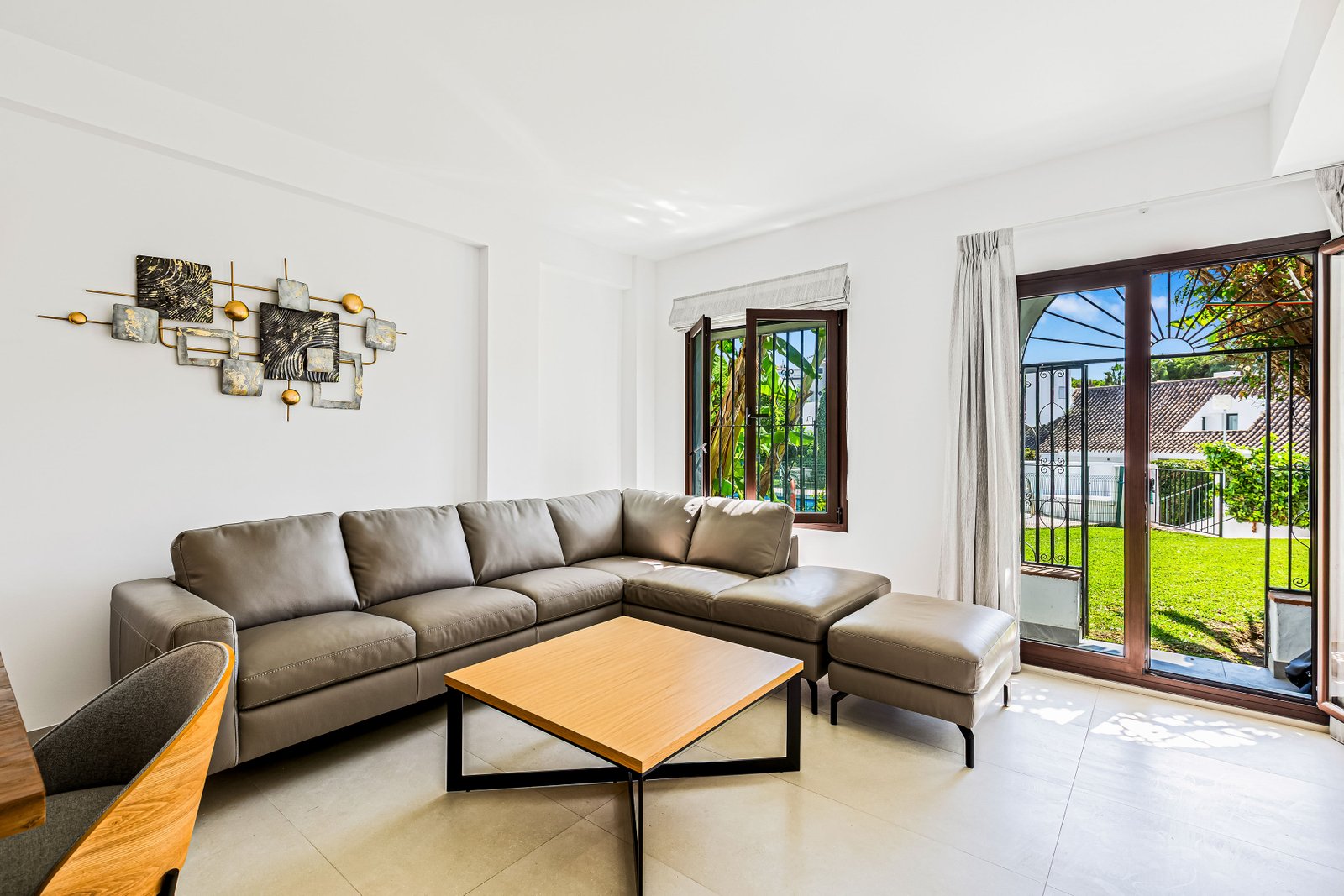 4 Bed, 3 Bath, ApartmentFor Sale, Marbella, Malaga