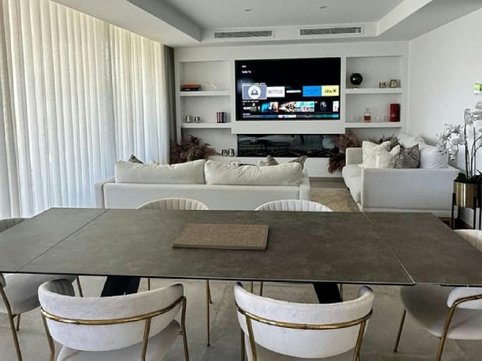 2 Bed, 2 Bath, ApartmentFor Sale, Estepona, Malaga