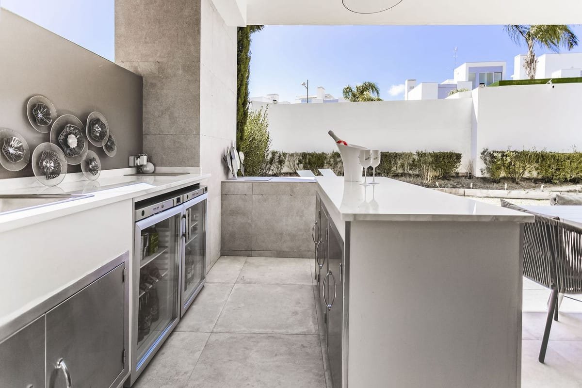 2 Bed, 2 Bath, ApartmentFor Sale, Estepona, Malaga