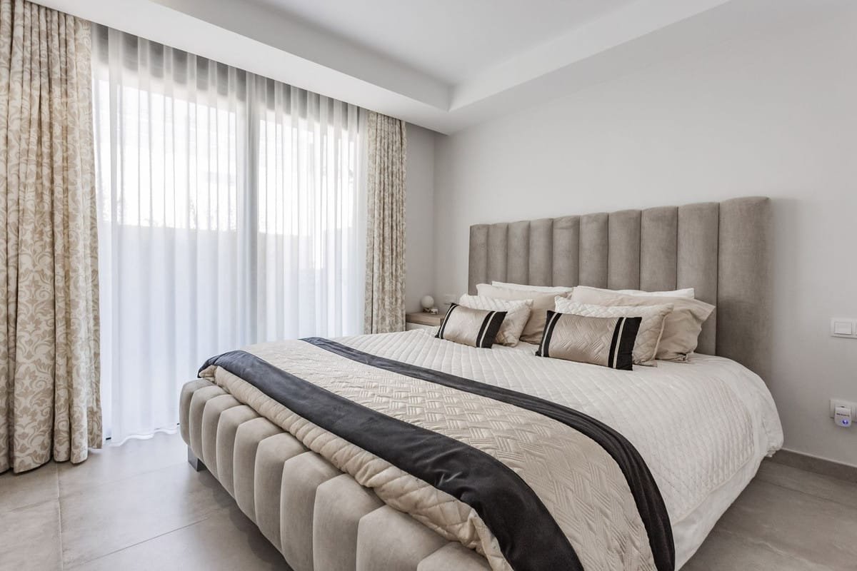 2 Bed, 2 Bath, ApartmentFor Sale, Estepona, Malaga