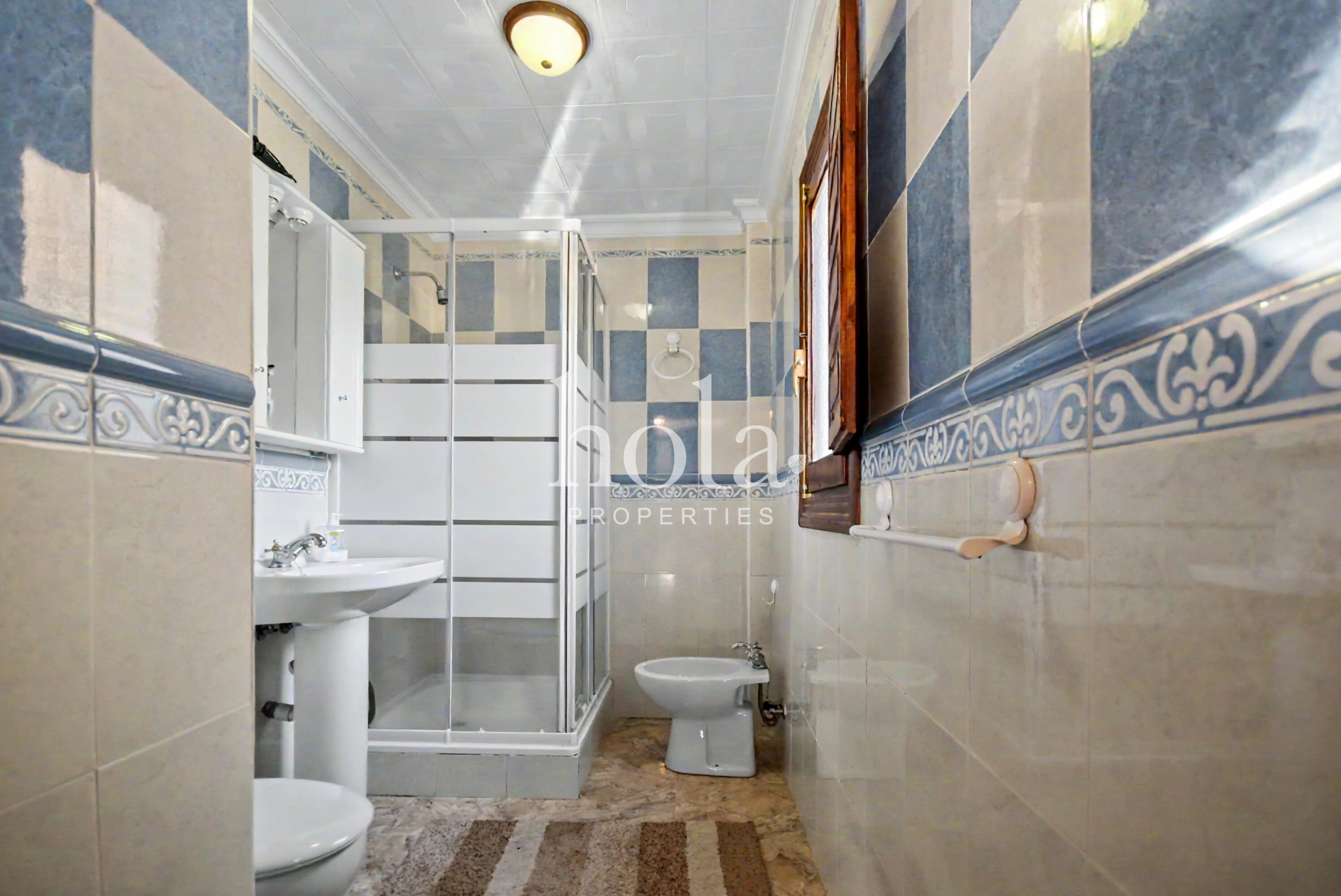 5 Bed, 2 Bath, HouseFor Sale, Lanjaron, Granada