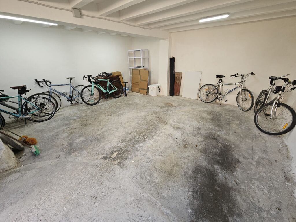 3 Bed, 1 Bath, ApartmentFor Sale, Oliva, Valencia, 46780