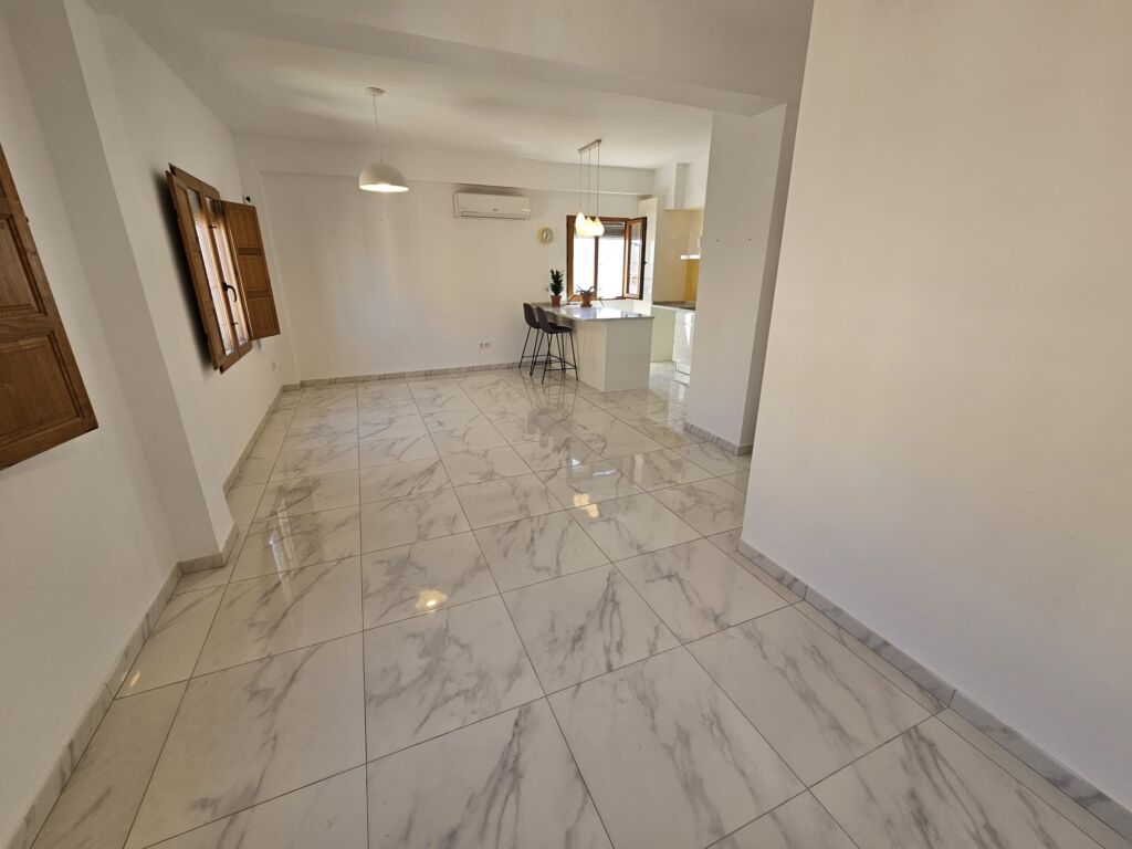 3 Bed, 1 Bath, ApartmentFor Sale, Oliva, Valencia, 46780