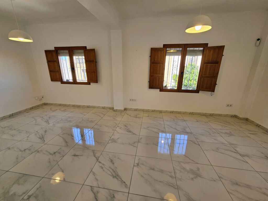 3 Bed, 1 Bath, ApartmentFor Sale, Oliva, Valencia, 46780