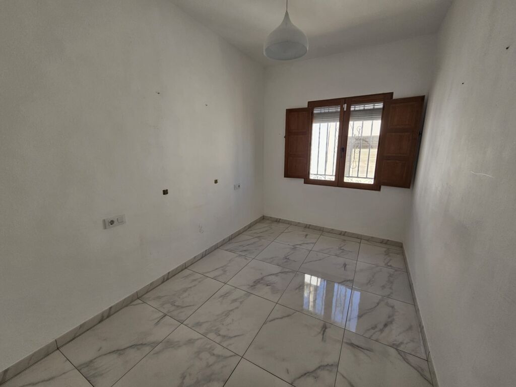 3 Bed, 1 Bath, ApartmentFor Sale, Oliva, Valencia, 46780