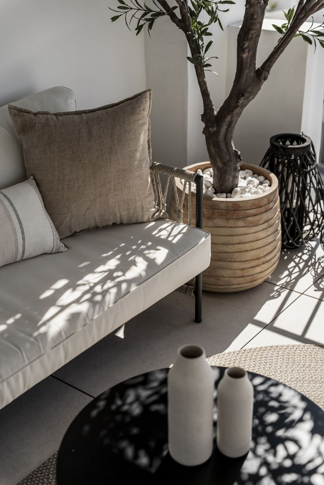 3 Bed, 3 Bath, ApartmentFor Sale, Benahavis, Malaga