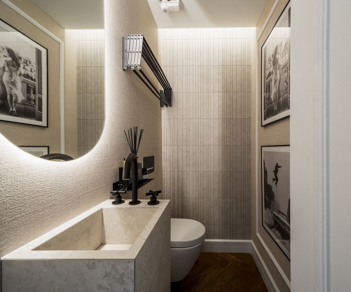 3 Bed, 3 Bath, ApartmentFor Sale, Benahavis, Malaga