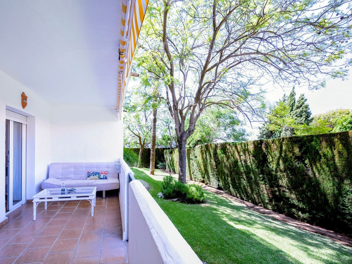 2 Bed, 1 Bath, ApartmentFor Sale, Marbella, Malaga