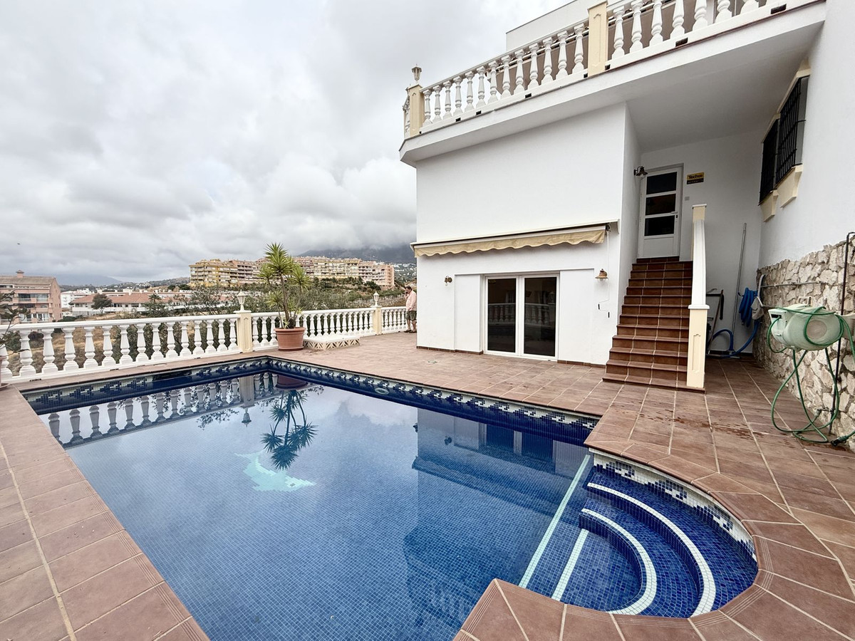 6 Bed, 4 Bath, HouseFor Sale, Fuengirola, Malaga