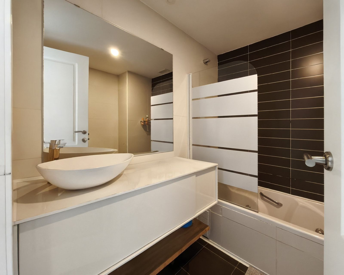 2 Bed, 2 Bath, ApartmentFor Sale, Riviera Del Sol, Malaga