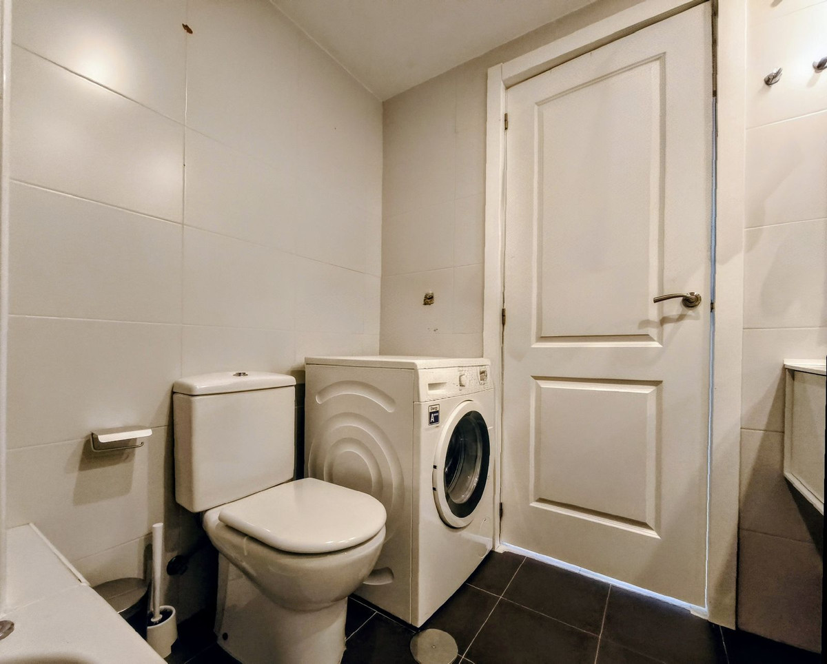 2 Bed, 2 Bath, ApartmentFor Sale, Riviera Del Sol, Malaga