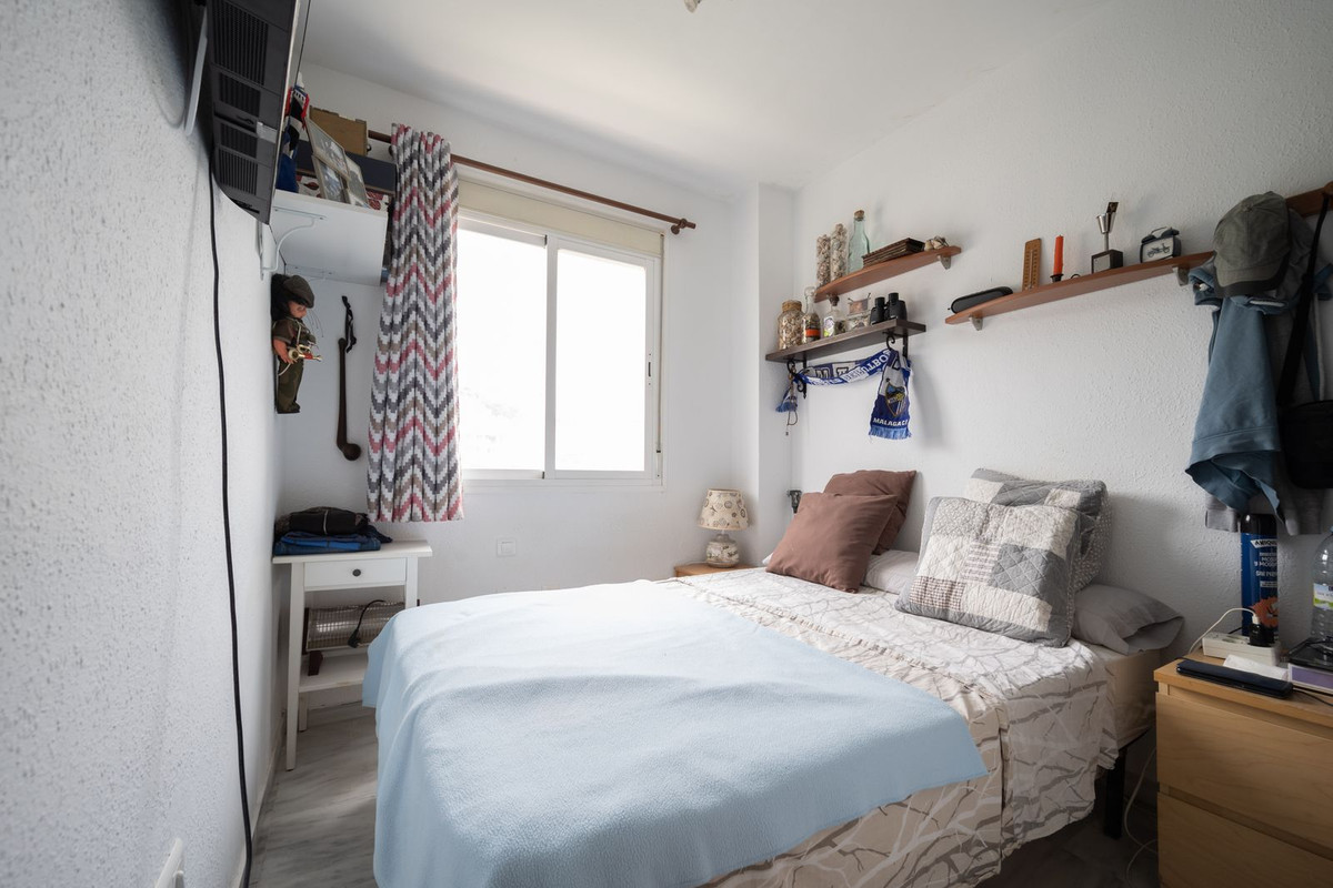 3 Bed, 2 Bath, ApartmentFor Sale, Riviera Del Sol, Malaga