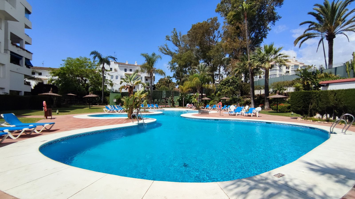 2 Bed, 2 Bath, ApartmentFor Sale, Puerto Banus, Malaga