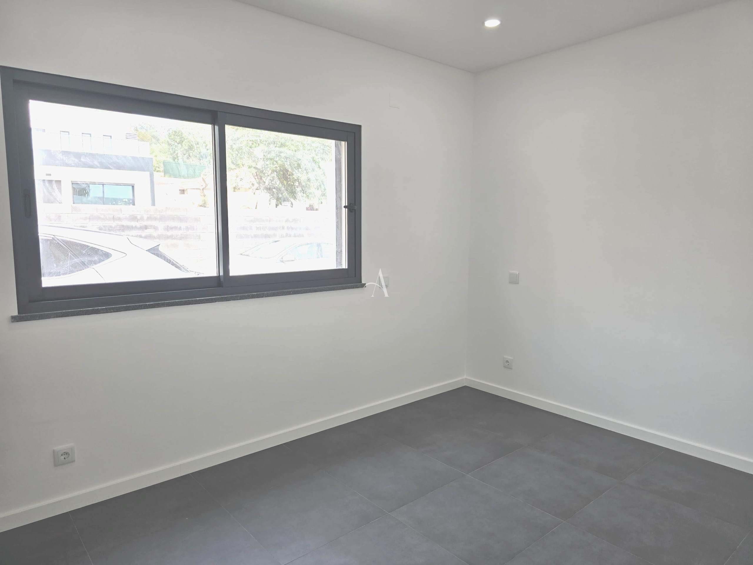 2 Bed, 2 Bath, HouseFor Sale, Sao Bras De Alportel, Faro, 8150-044