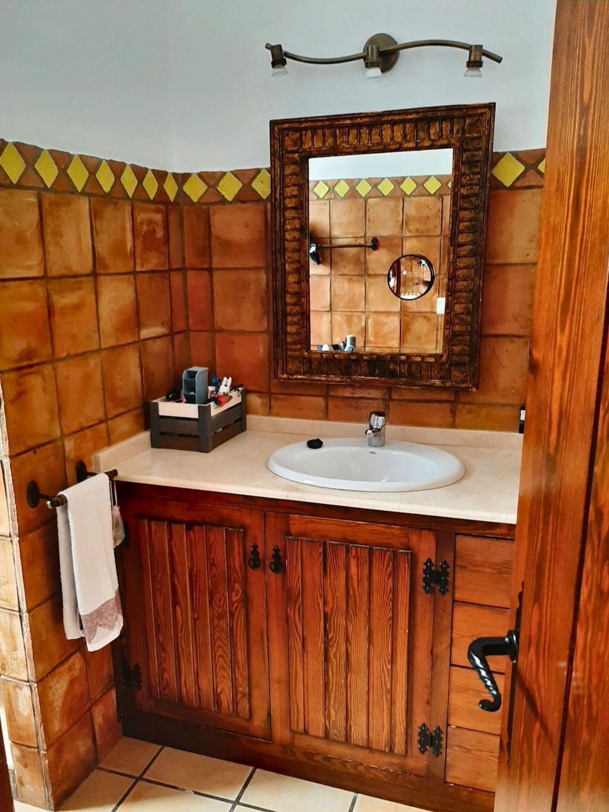 2 Bed, 2 Bath, HouseFor Sale, Estepona, Malaga