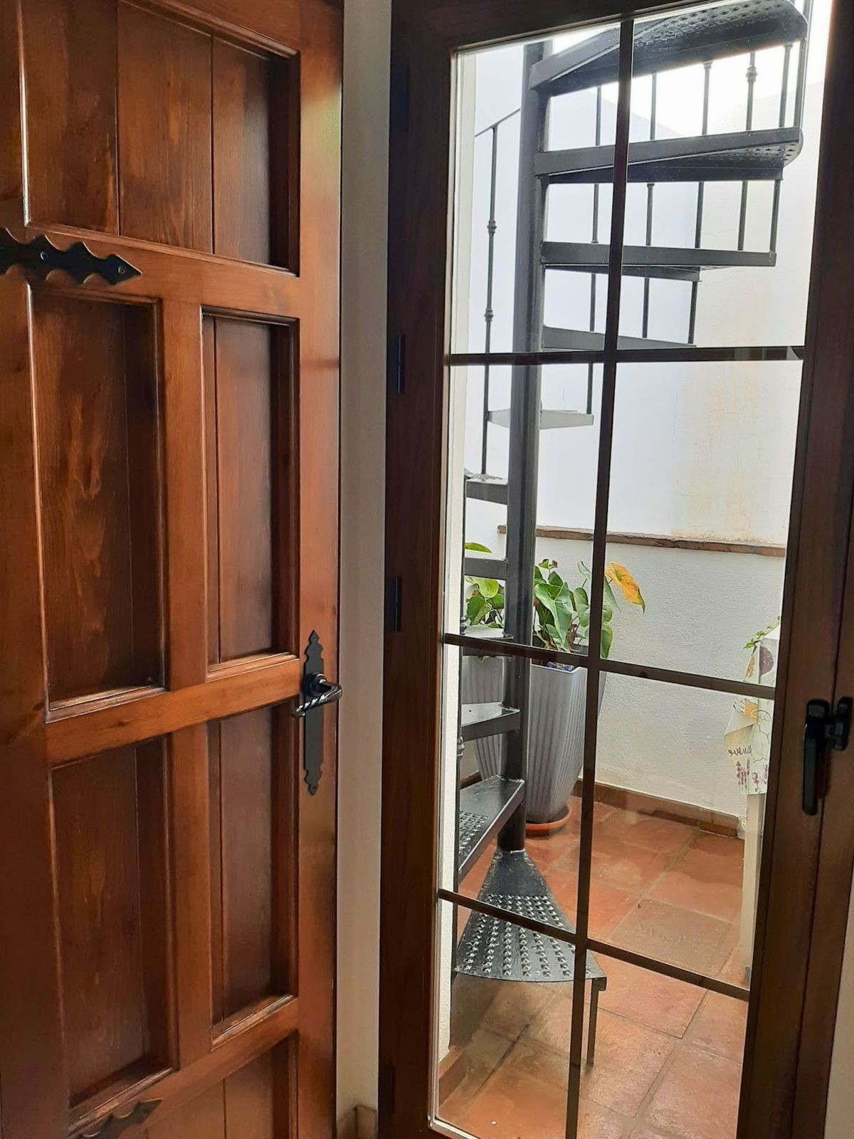 2 Bed, 2 Bath, HouseFor Sale, Estepona, Malaga