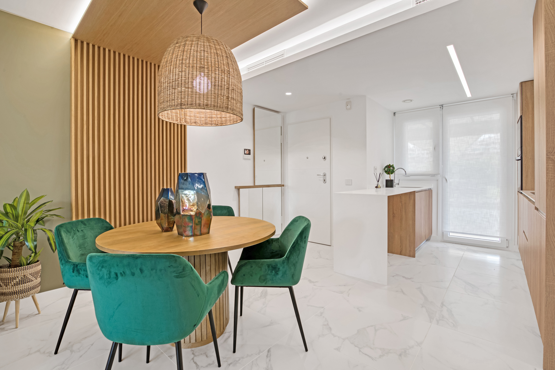 3 Bed, 2 Bath, ApartmentFor Sale, Punta Prima, Alicante