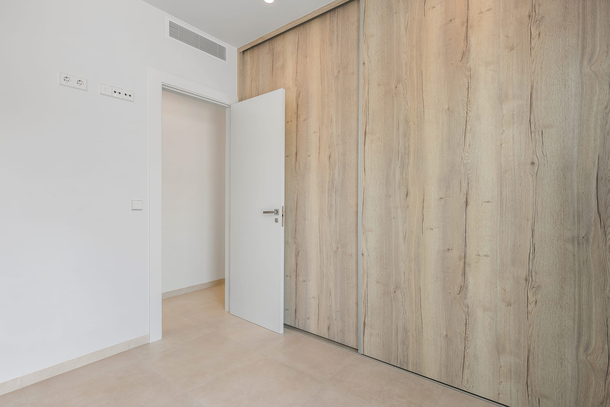 3 Bed, 2 Bath, HouseFor Sale, Los Alcazares, Murcia