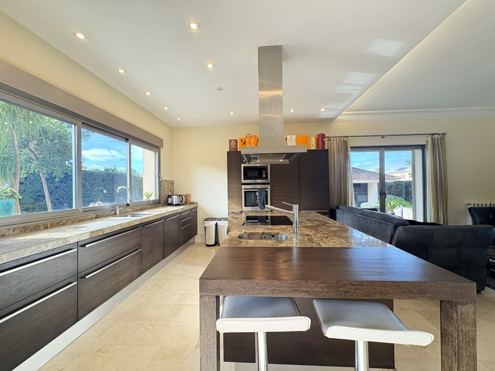 5 Bed, 5 Bath, HouseFor Sale, Murcia, Murcia