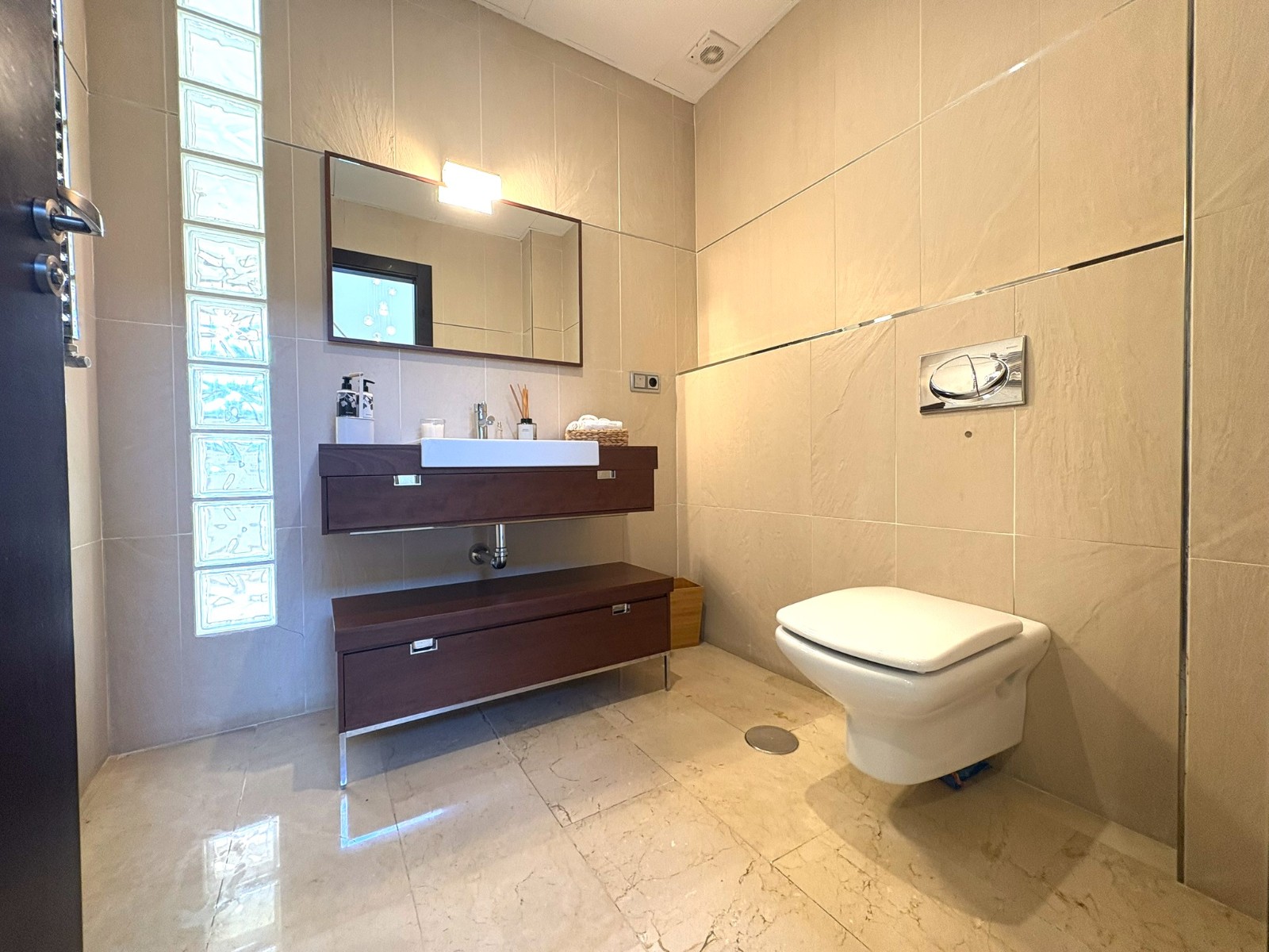 5 Bed, 5 Bath, HouseFor Sale, Murcia, Murcia