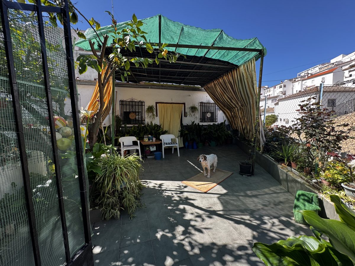 3 Bed, 1 Bath, HouseFor Sale, Torre Alhaquime, Andalucia