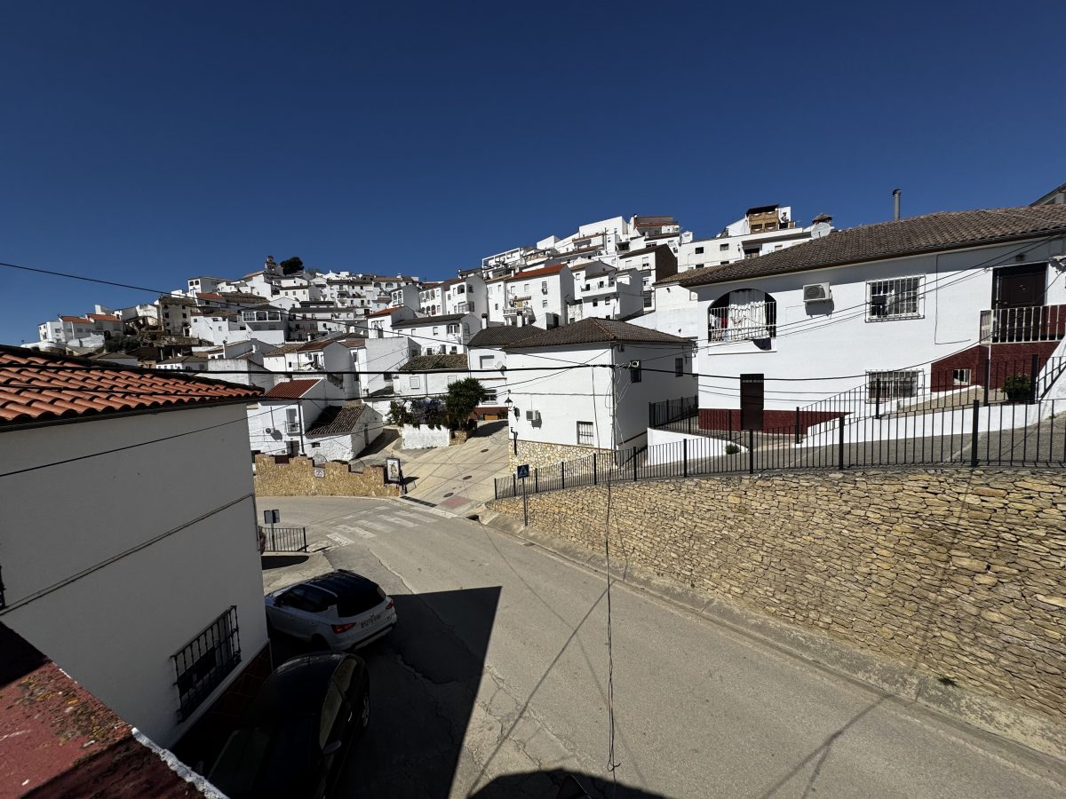 3 Bed, 1 Bath, HouseFor Sale, Torre Alhaquime, Andalucia