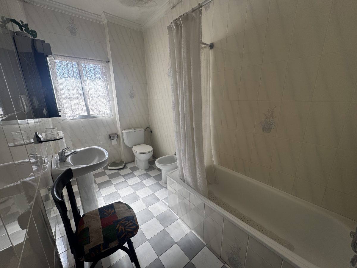 4 Bed, 2 Bath, HouseFor Sale, Olvera, Andalucia