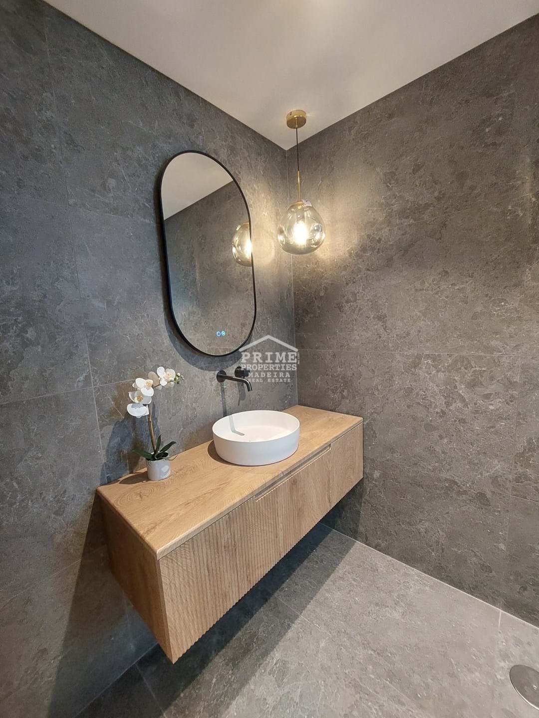 2 Bed, 2 Bath, ApartmentFor Sale, Funchal, Ilha da Madeira, 9000-000