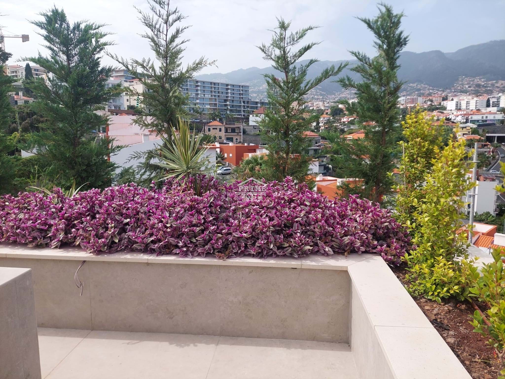3 Bed, 2 Bath, ApartmentFor Sale, Funchal, Ilha da Madeira, 9000-000