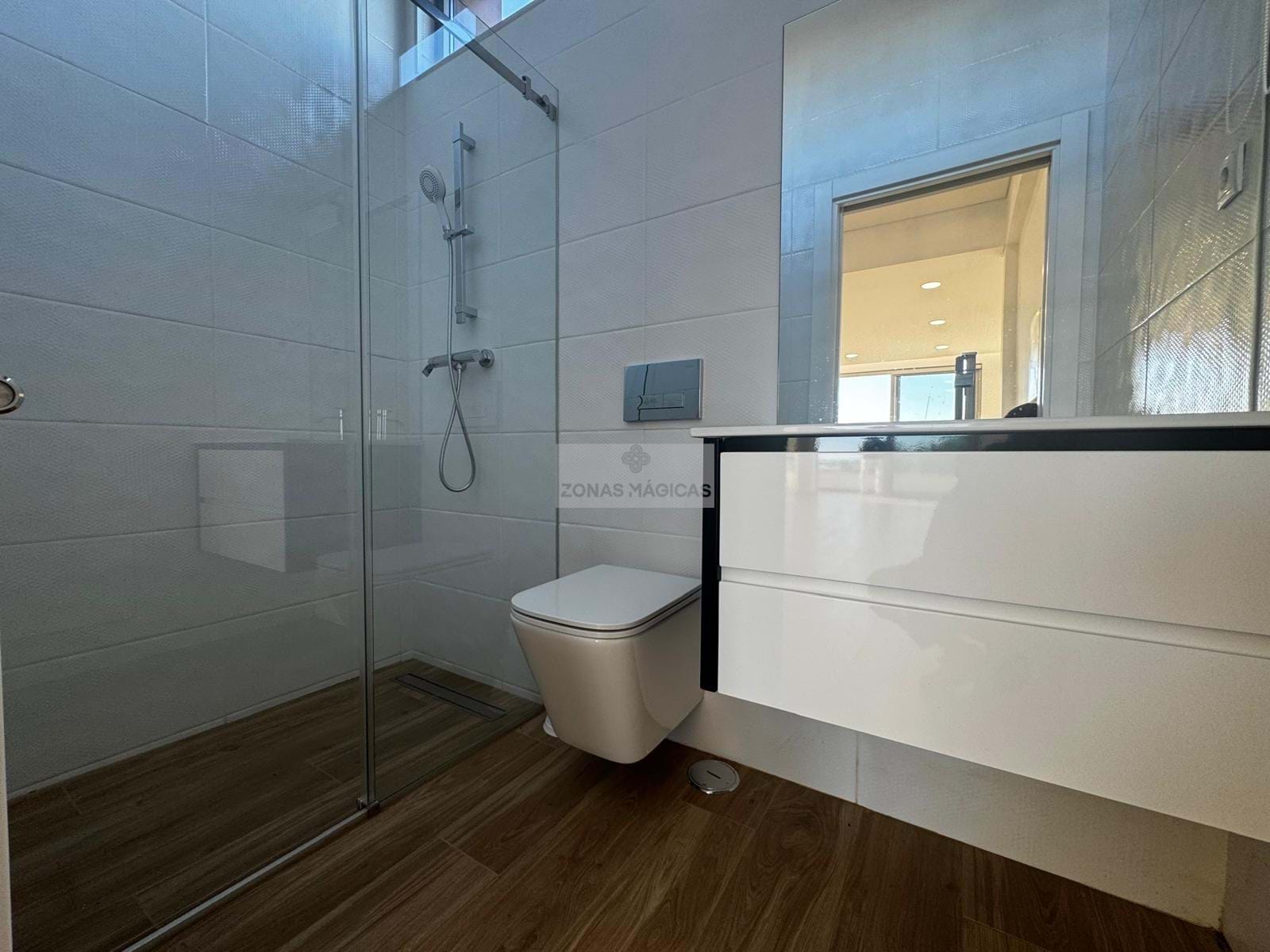 3 Bed, 4 Bath, HouseFor Sale, Mexilhoeira Grande, Portimão, Faro, 8500-130