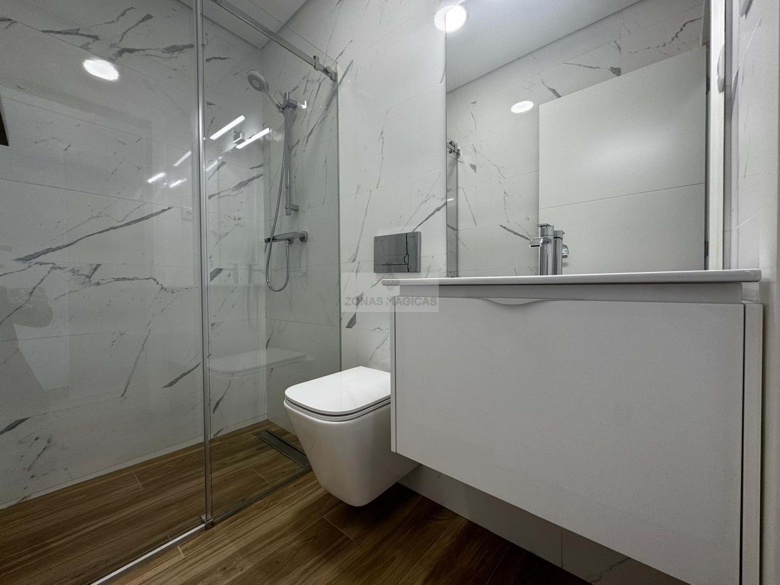 3 Bed, 4 Bath, HouseFor Sale, Mexilhoeira Grande, Portimão, Faro, 8500-130