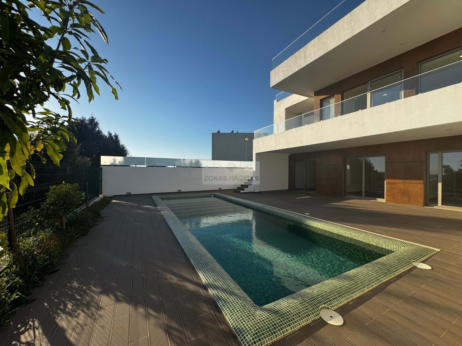 3 Bed, 4 Bath, HouseFor Sale, Mexilhoeira Grande, Portimão, Faro, 8500-130