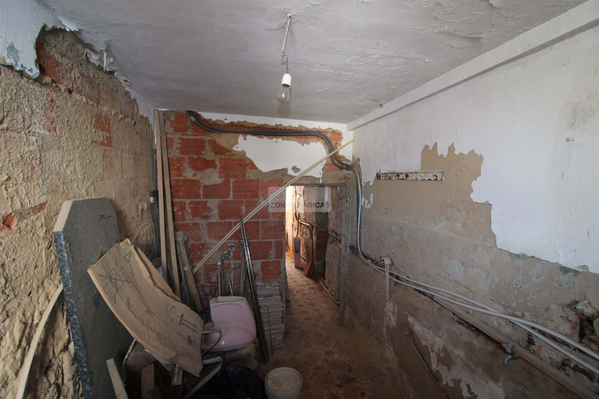 2 Bed, 1 Bath, HouseFor Sale, Lagos, Faro, 8600-069