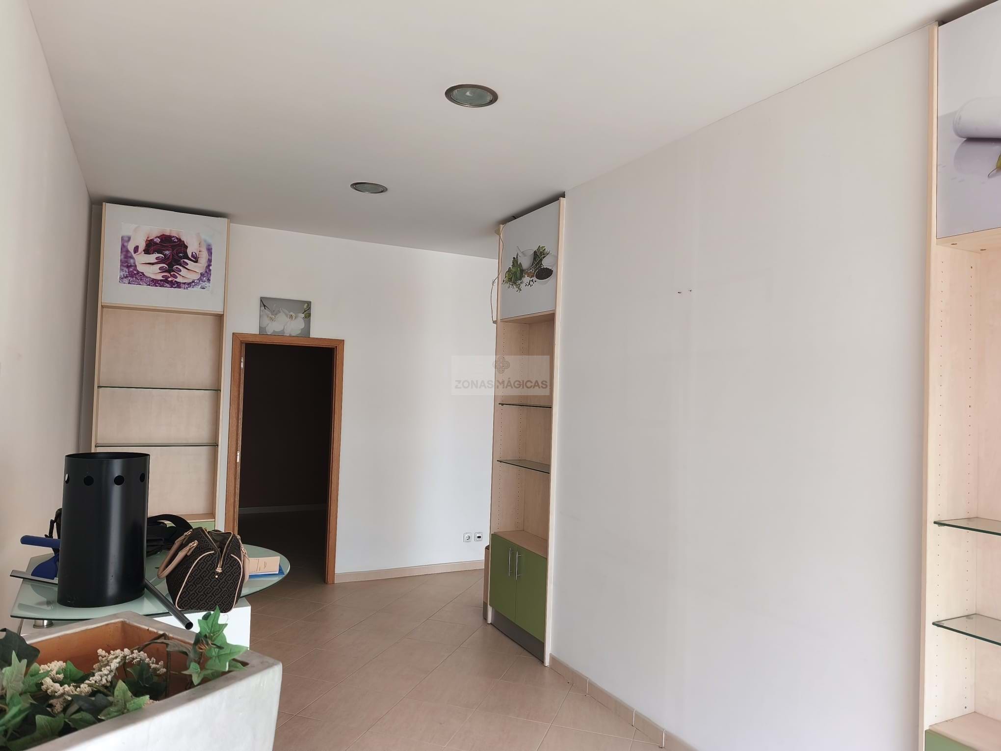 Commercial Property, For Sale