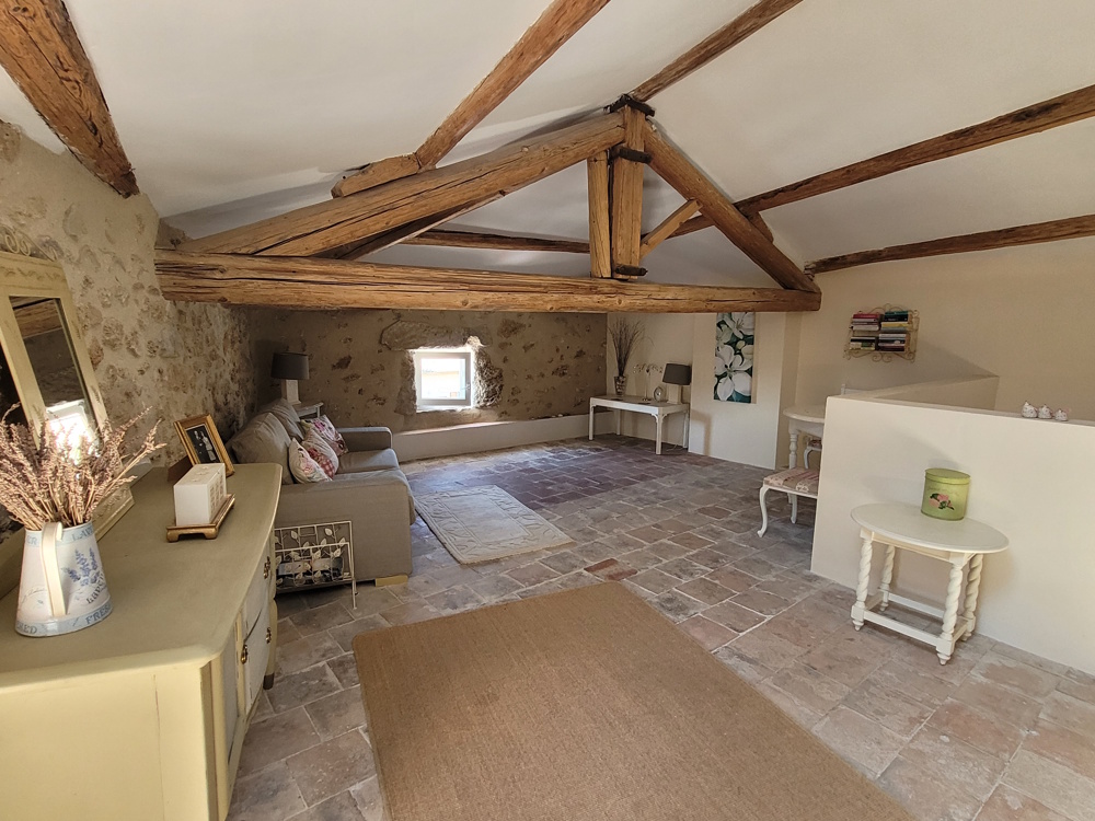 3 Bed, 1 Bath, HouseFor Sale, Laurens, Herault, Languedoc-Roussillon, 34480