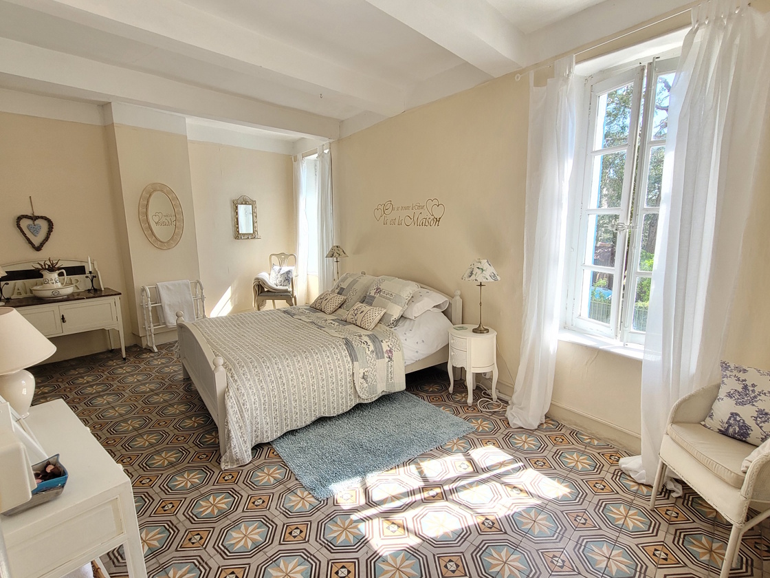 3 Bed, 1 Bath, HouseFor Sale, Laurens, Herault, Languedoc-Roussillon, 34480