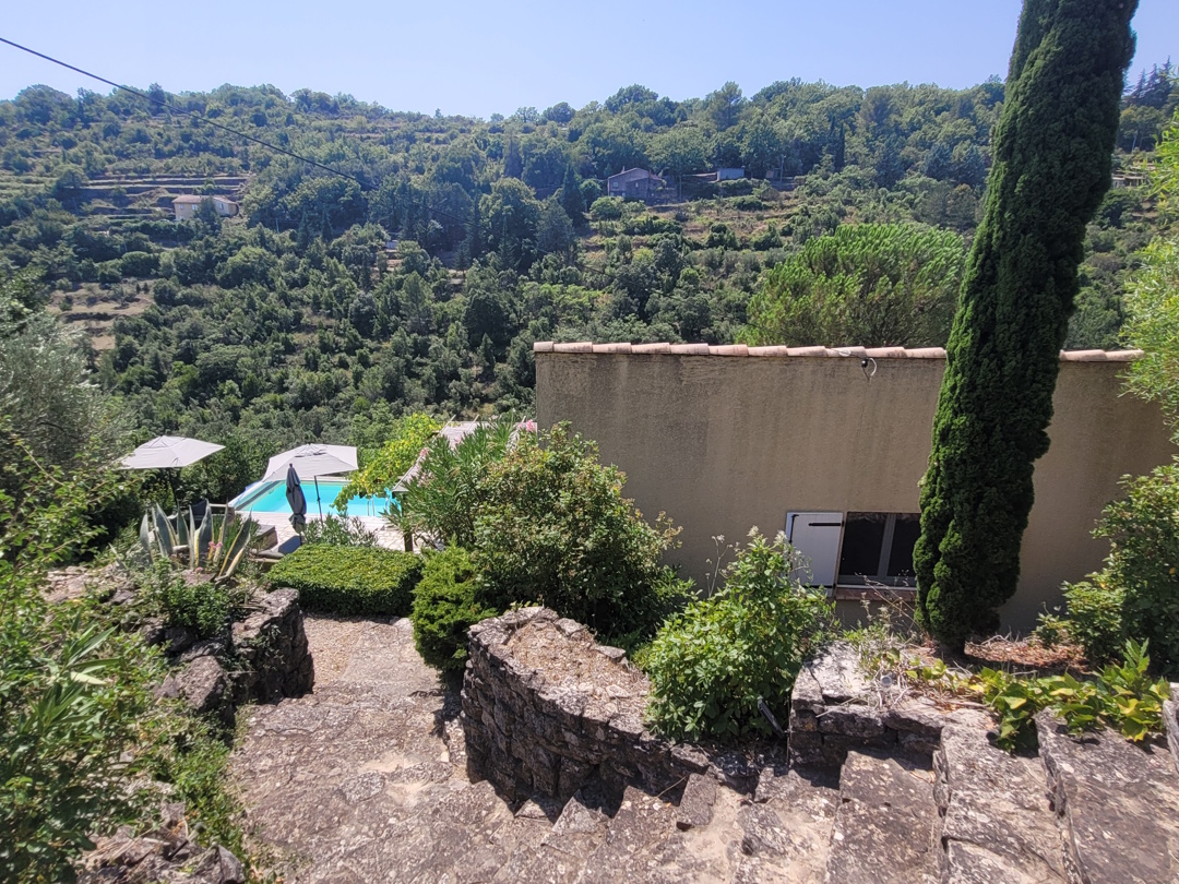 3 Bed, 1 Bath, HouseFor Sale, Bedarieux, Herault, Languedoc-Roussillon, 34600
